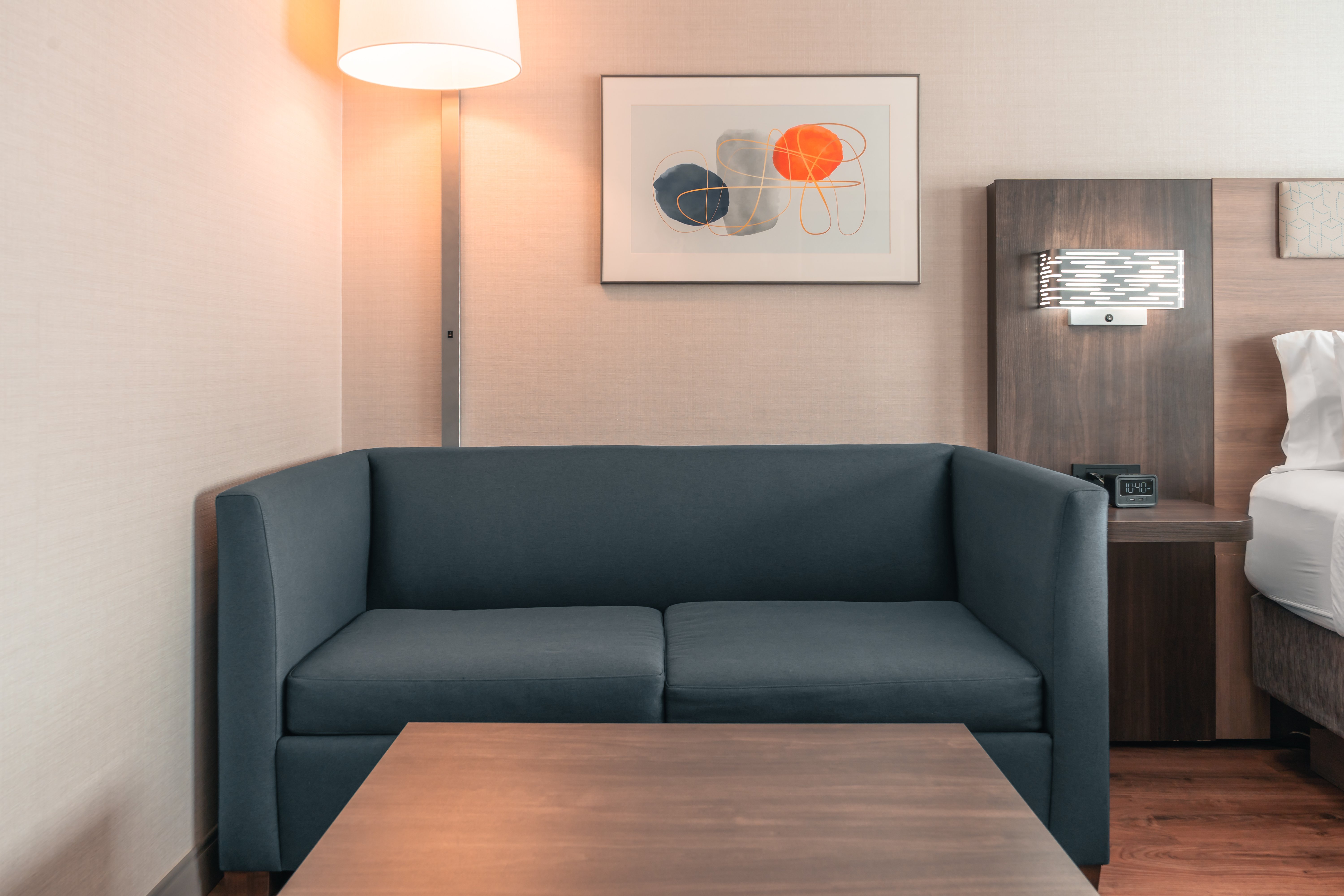 Holiday Inn Express Hotel Suites Kingston 49/72