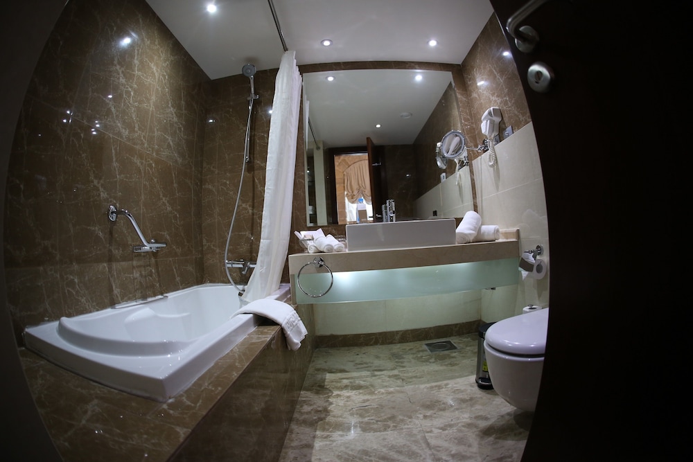 Grand Kadri Hotel Zahle 37/39