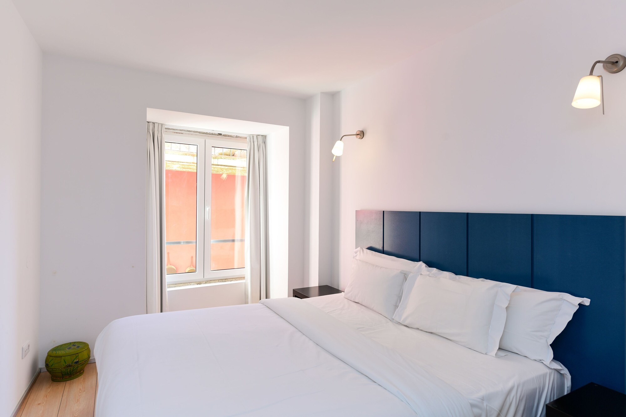 2 BEDROOMS, SUPERIOR, APARTMENT
