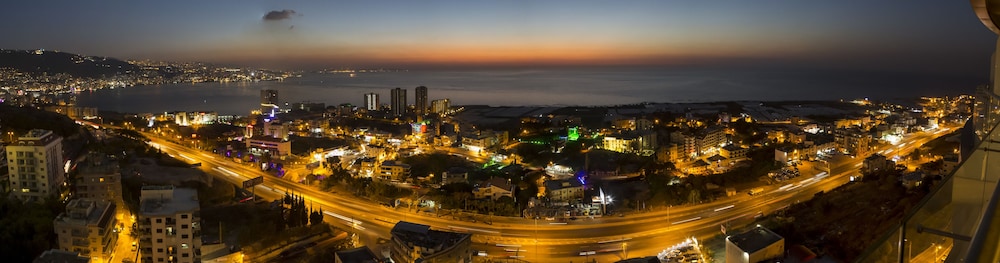 Burj On Bay Hotel, Jounieh 67/73