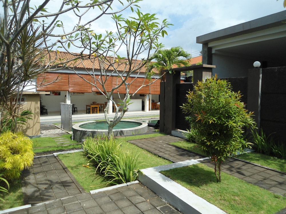 Arya Residence 19/23