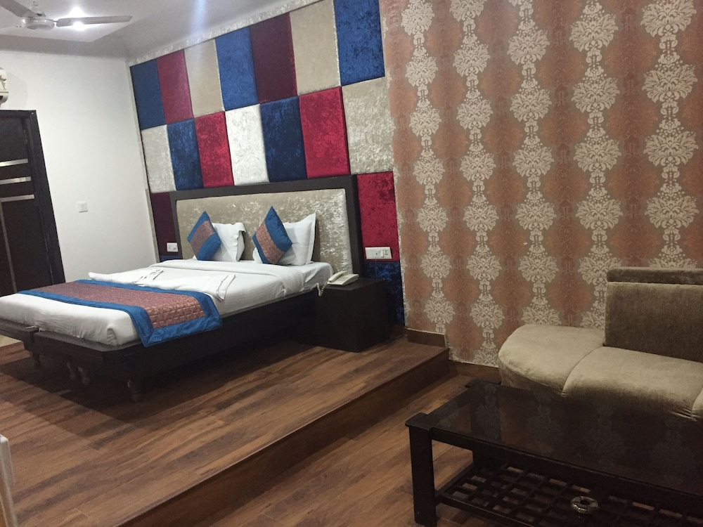 HOTEL APRA INTERNATIONAL 17/34
