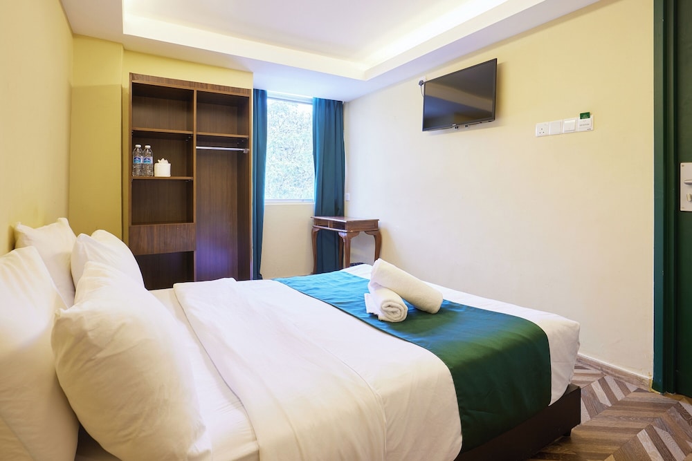 Fast Hotel Setapak Near Tunku Abdul Rahman UMT KL 10/41