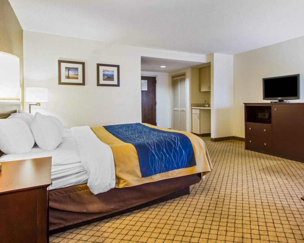 Quality Inn Clarksville 14/47