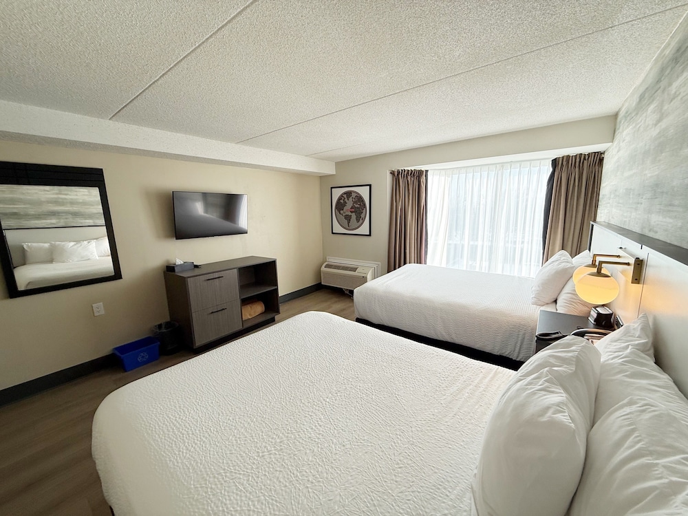 ROOM, 2 QUEEN BEDS, PET FRIENDLY