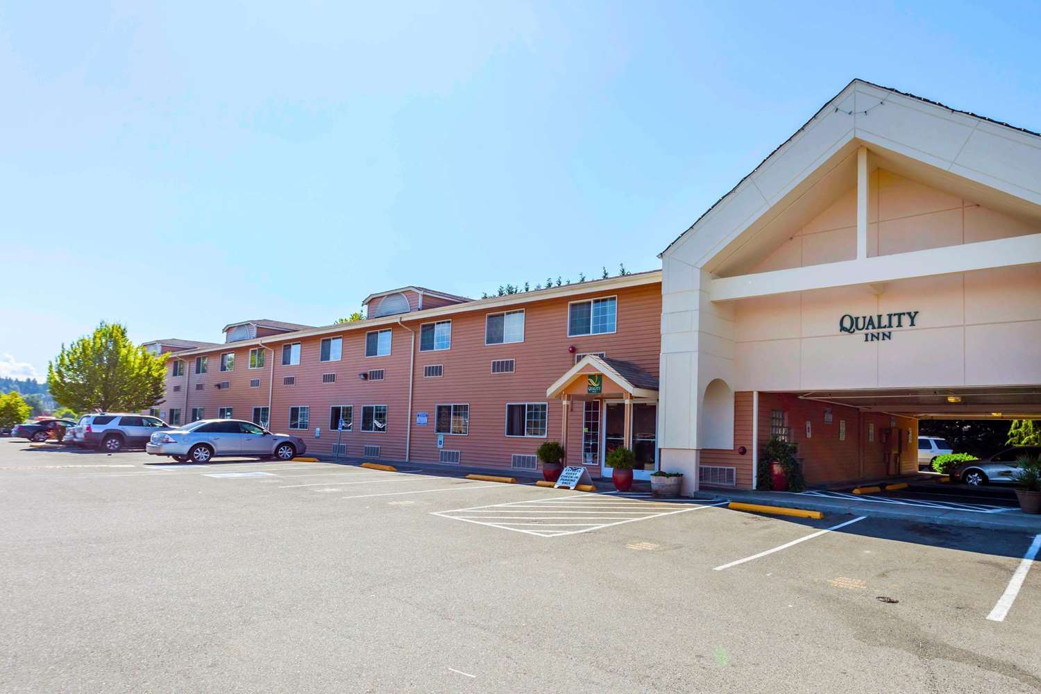 Quality Inn Near Seattle Premium Outlets 16/16