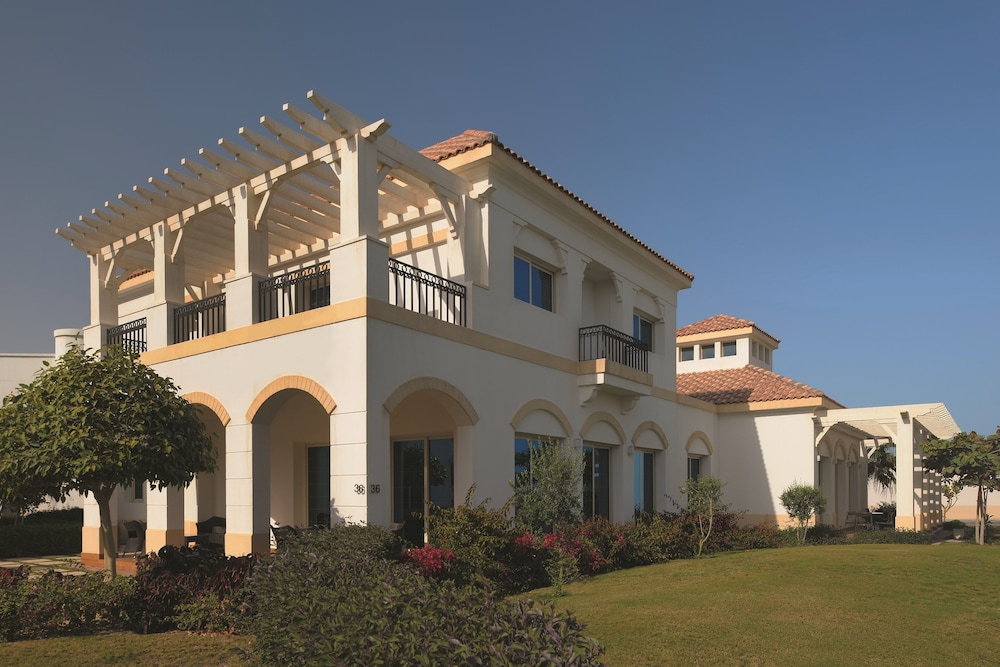 منتجع موڤنبيك شاطئ الخُبر(Movenpick Beach Resort Al Khobar) 4/71