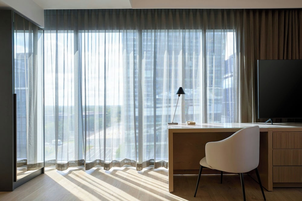 JW Marriott Reston Station 6/50