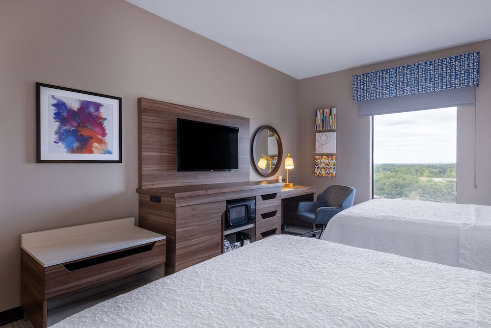 Hampton Inn St Robert Ft Leonard Wood 20/50