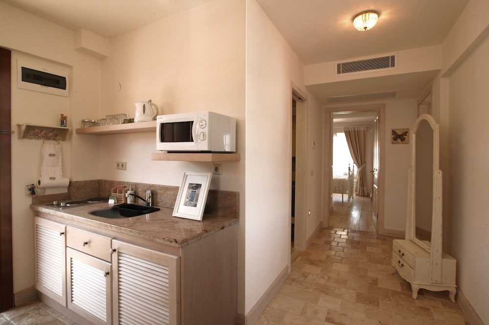 Alacati Kapari Hotel 49/50