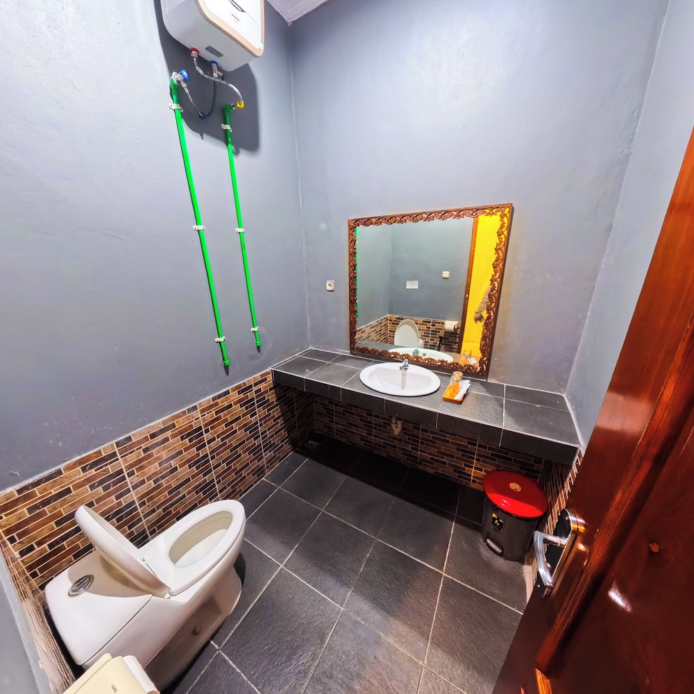 Ketapang Guest House Canggu by ZUZU 33/34