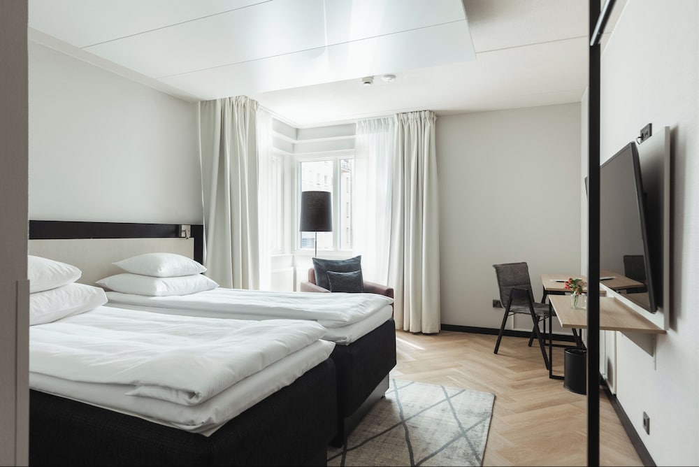 STANDARD, TWIN BEDS