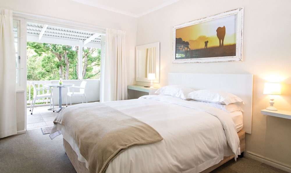 1 BEDROOM, CLASSIC, DOUBLE BED, LAGOON VIEW