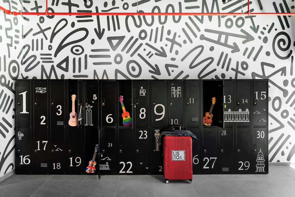 Moxy Alfragide Lisboa 11/58