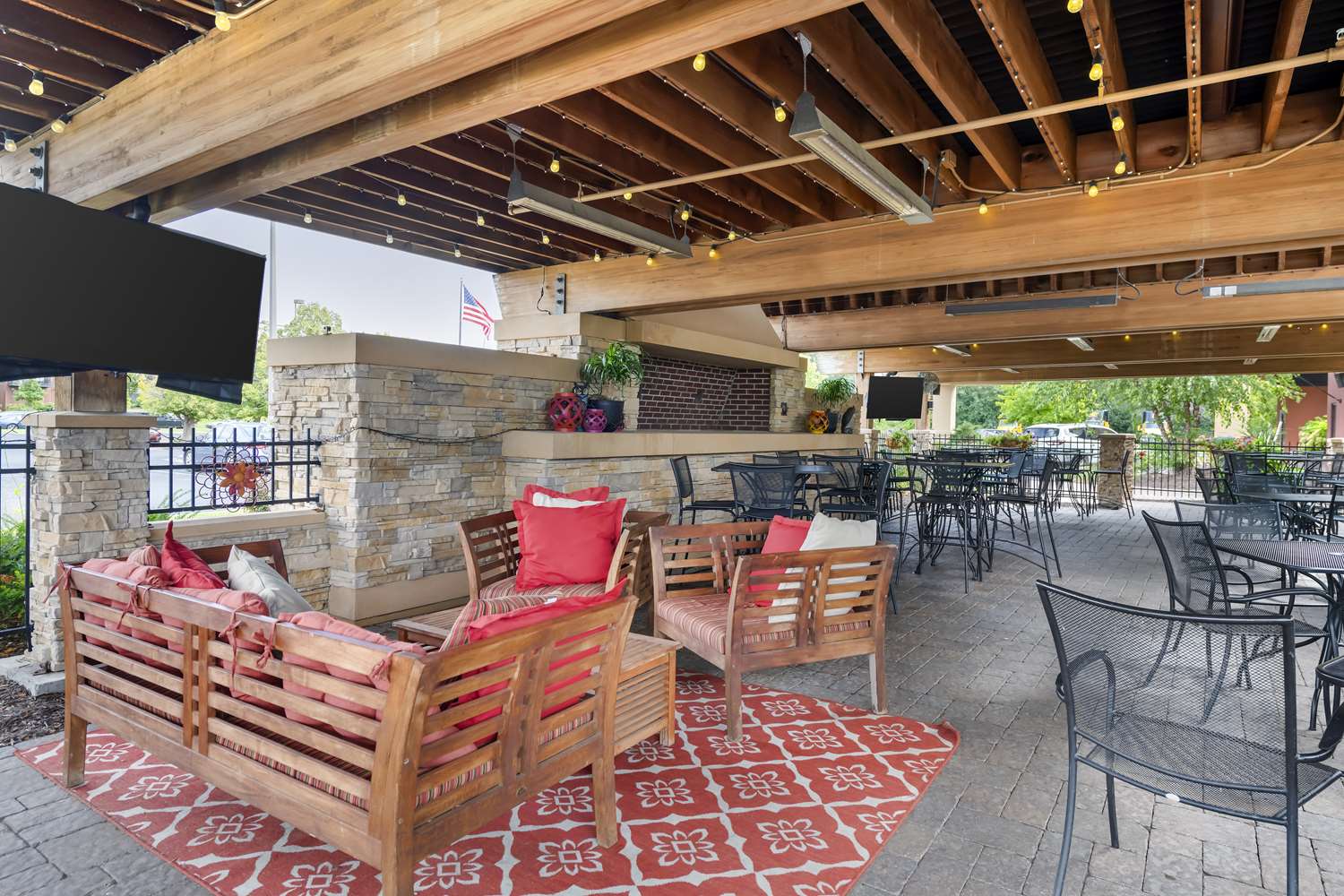Best Western Plus St. Paul North/Shoreview 15/23