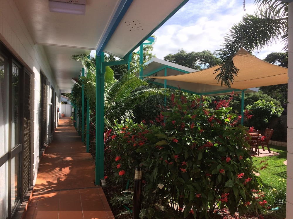 Tropical Palms Inn Resort 5/51