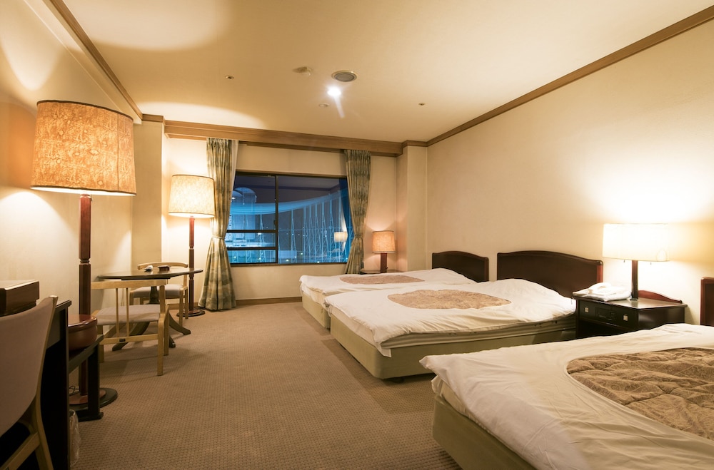 ISAWA TOKIWA HOTEL 7/41