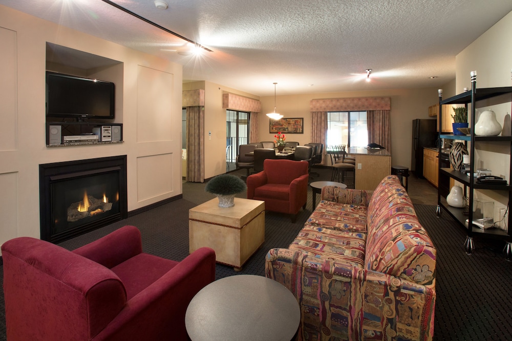Holiday Inn Hotel Suites St Paul Ne Lake Elmo 37/80