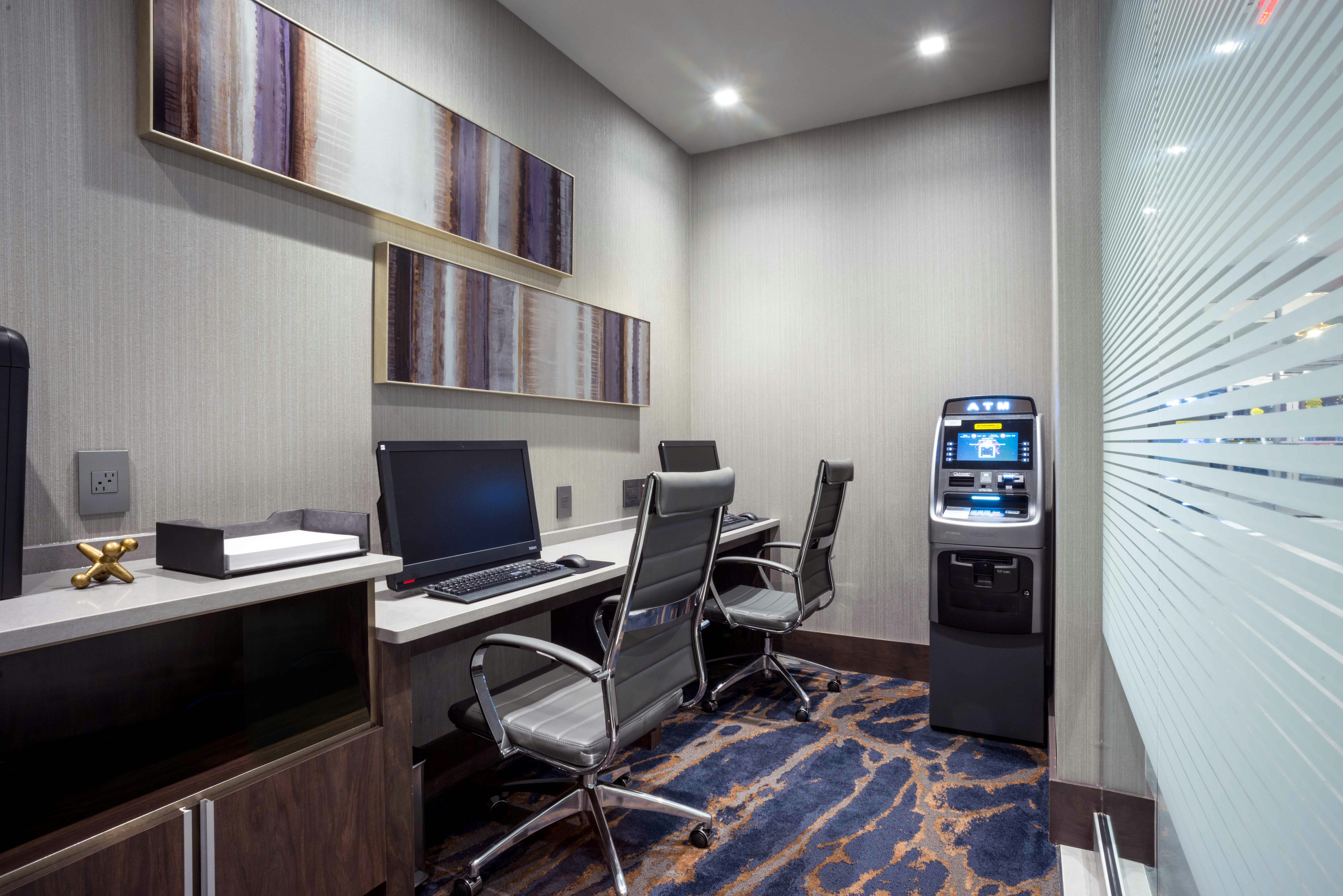 Hilton Garden Inn Foxborough Patriot Place Ma 47/56