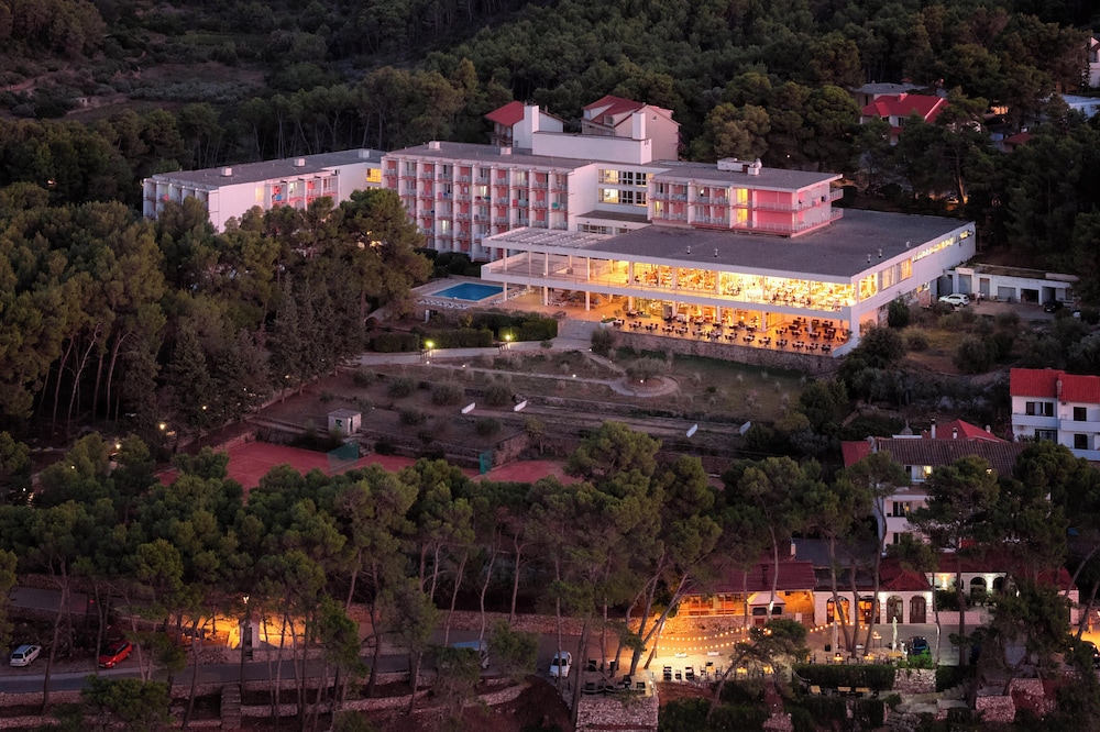 Adriatiq Hotel Hvar 9/74