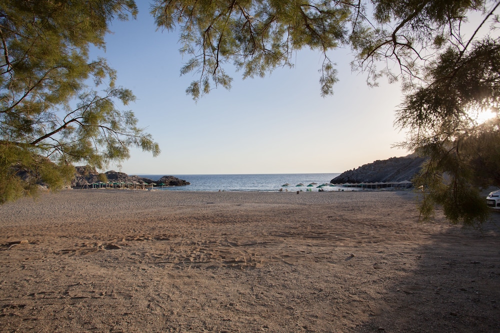 Ammoudi Hotel 37/45