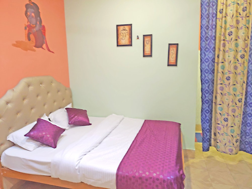 Hotel Ganesha 9/63