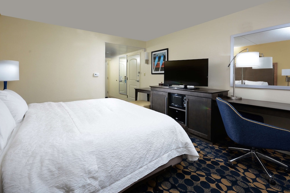 Hampton Inn Roxboro 22/47