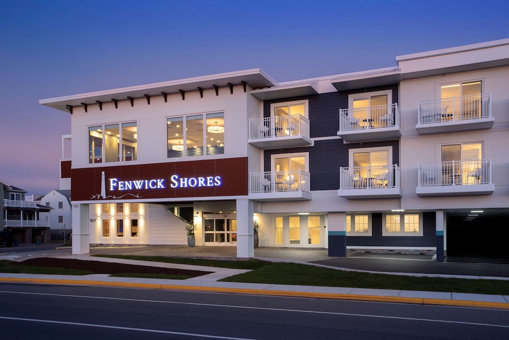 Fenwick Shores, Tapestry Collection by Hilton 1/57