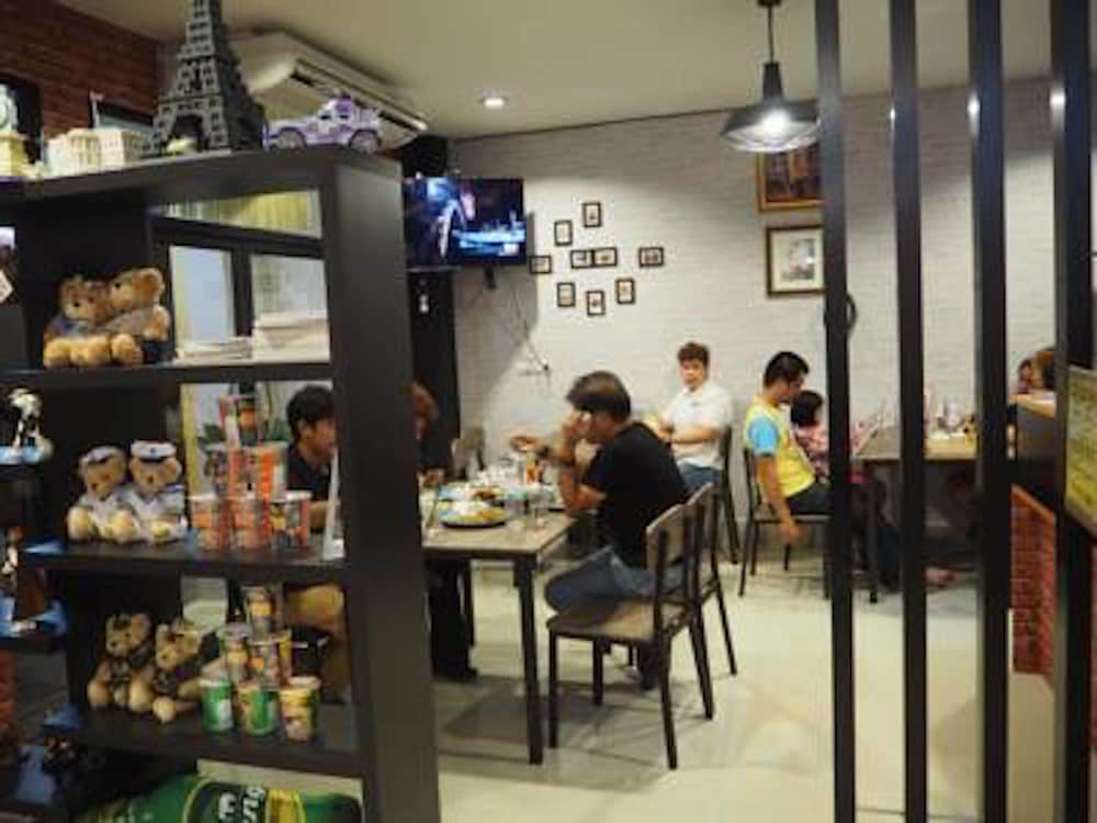 Little Bear Guesthouse And Restaurant 20/24