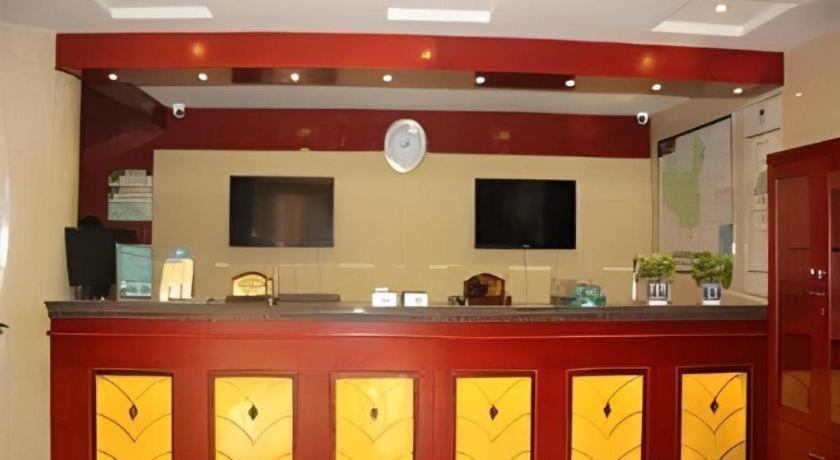GreenTree Inn Jinan Quancheng Hotel 11/43