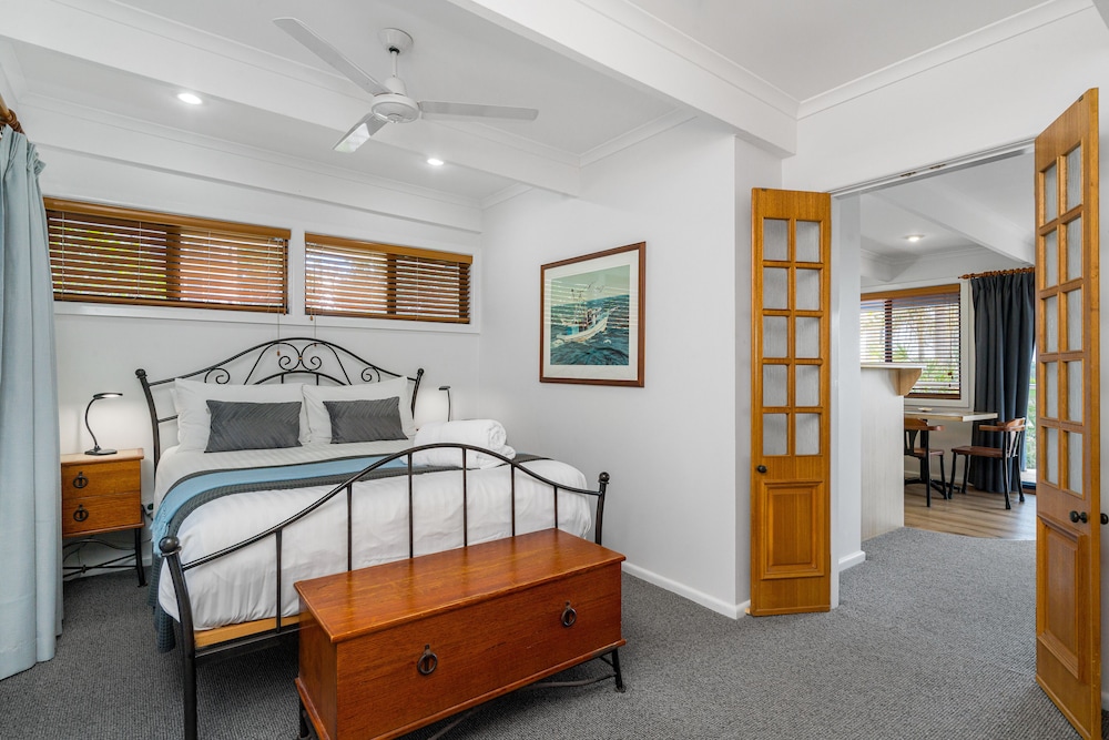 CLUB YAMBA LUXURY HOLIDAY VILLAS 39/64