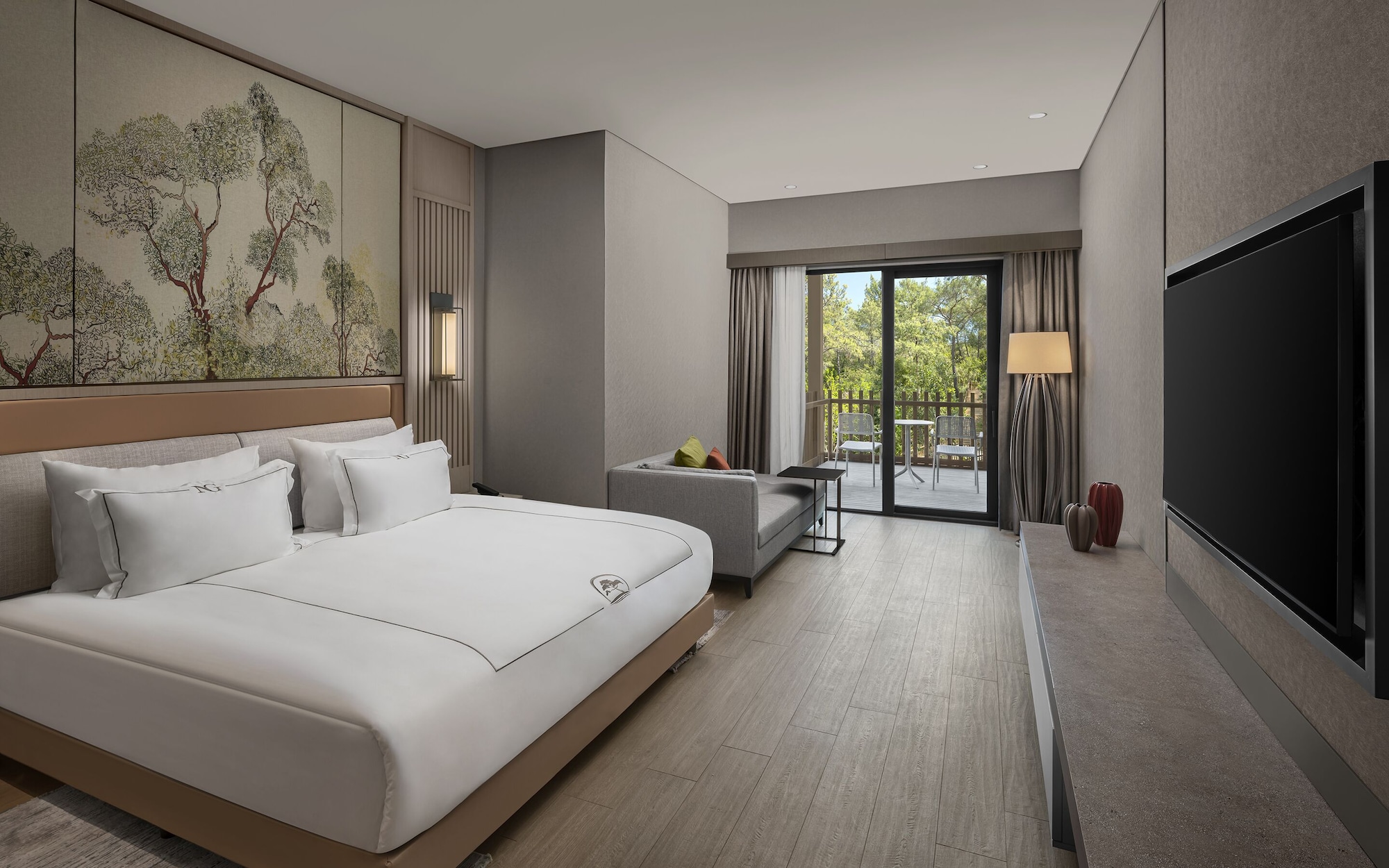 Superior, Family, Double and Twin Beds, Forest View