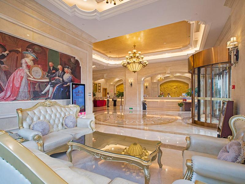 Vienna International Hotel (Hubei Tianmen Donghu Food Street) 3/23