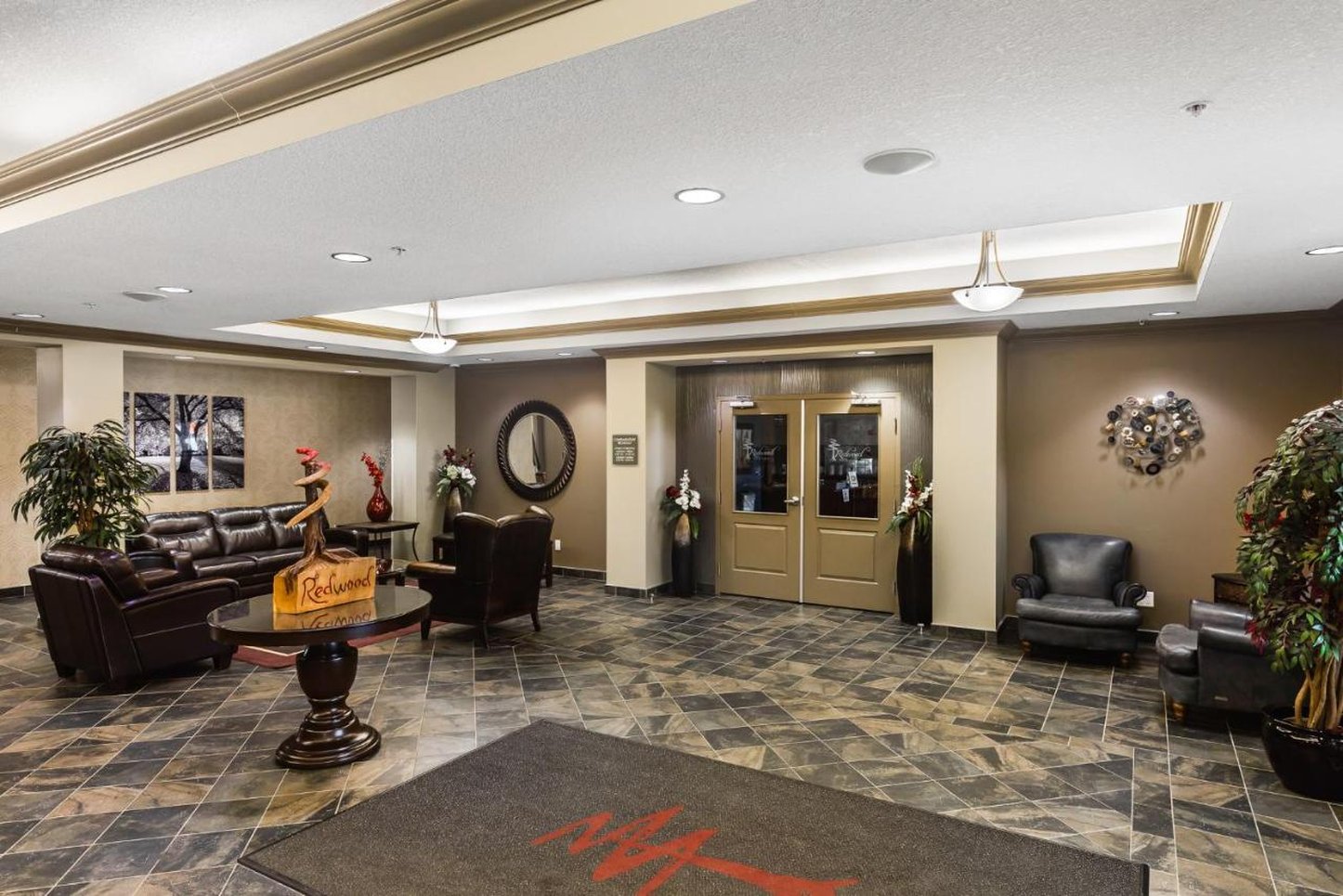 Redwood Inn Suites Grande Prairie 11/61