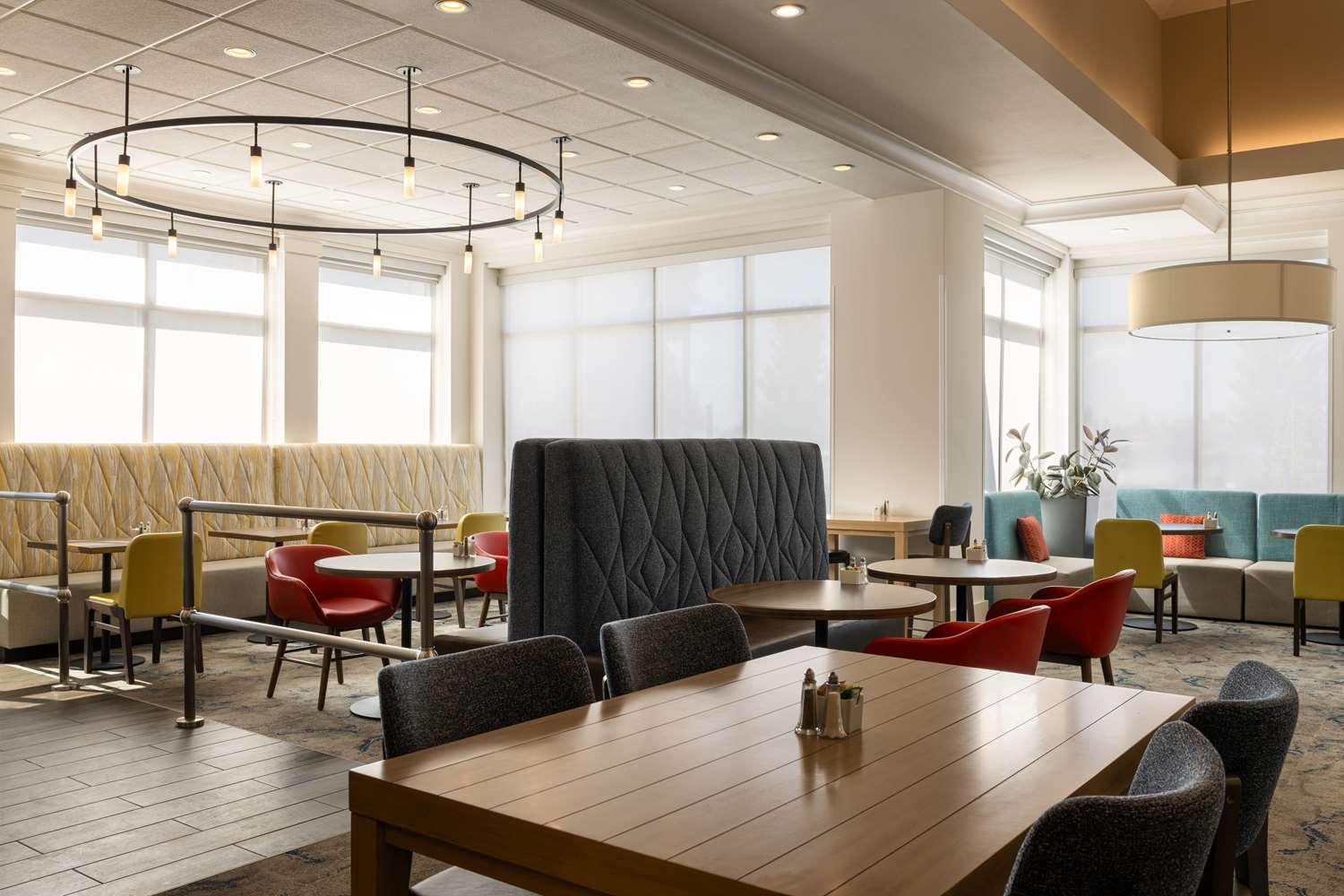 restaurant cafeteria