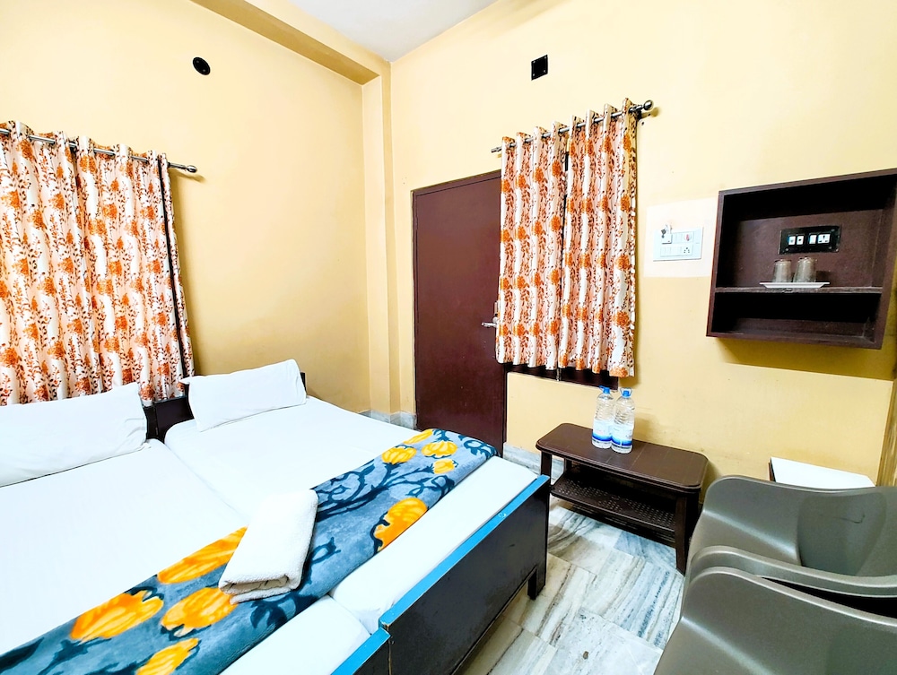 Teerth Guest House 18/64