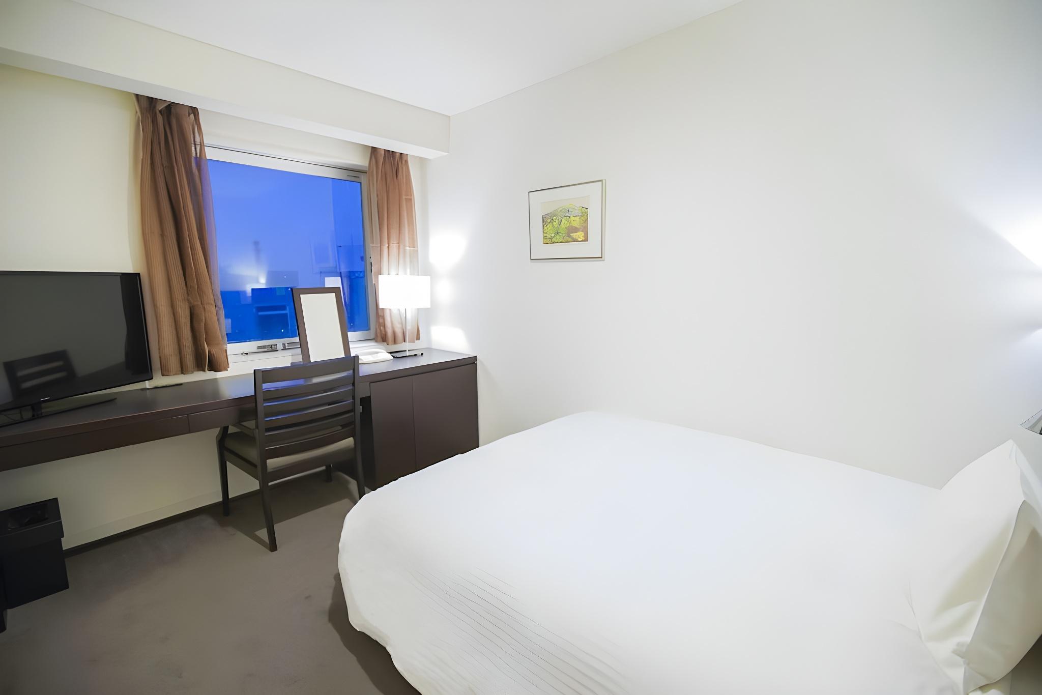 Room, Single, West Wing