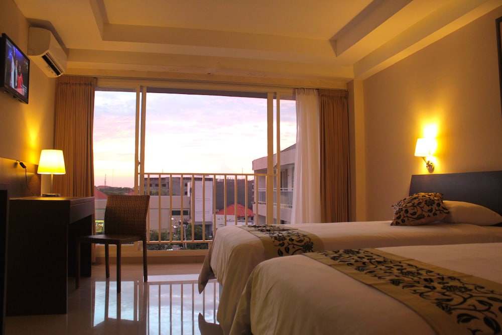 Losari Sunset Hotel 12/38