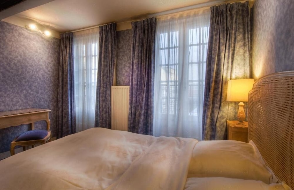 Hotel Baudelaire Opera 50/72