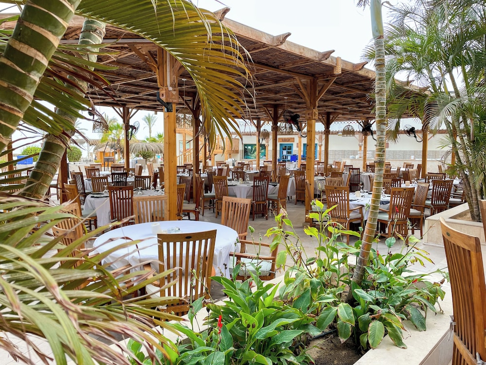 The Breakers Diving and Surfing Lodge 33/62