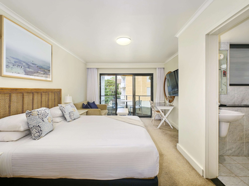 STANDARD, KING BED