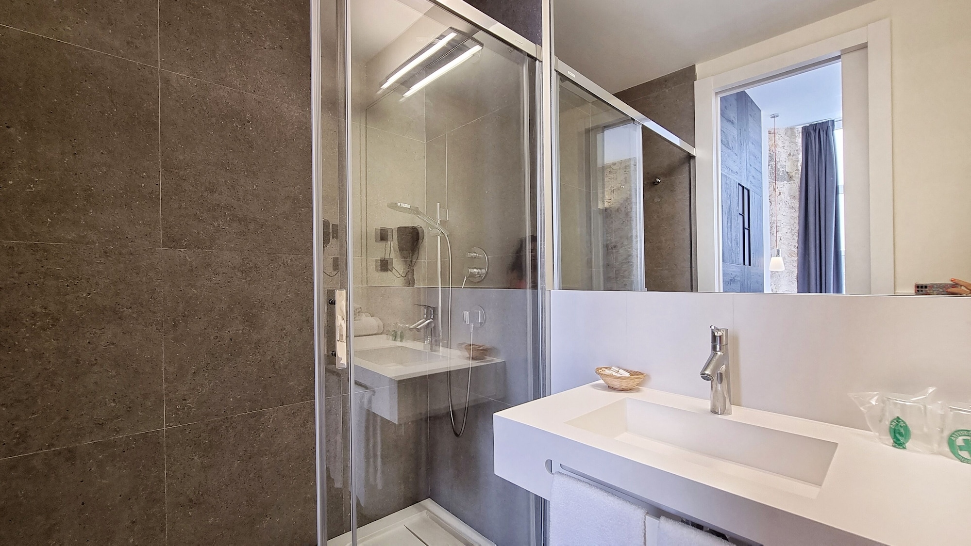 Interior Comfort Triple Room
