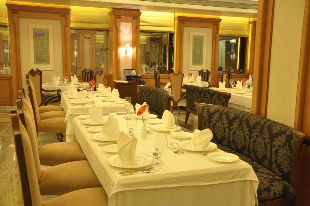 Royal Tulip Navi Mumbai 39/60