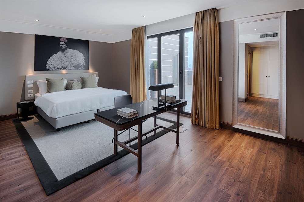 RADISSON BLU HOTEL MILAN 44/68