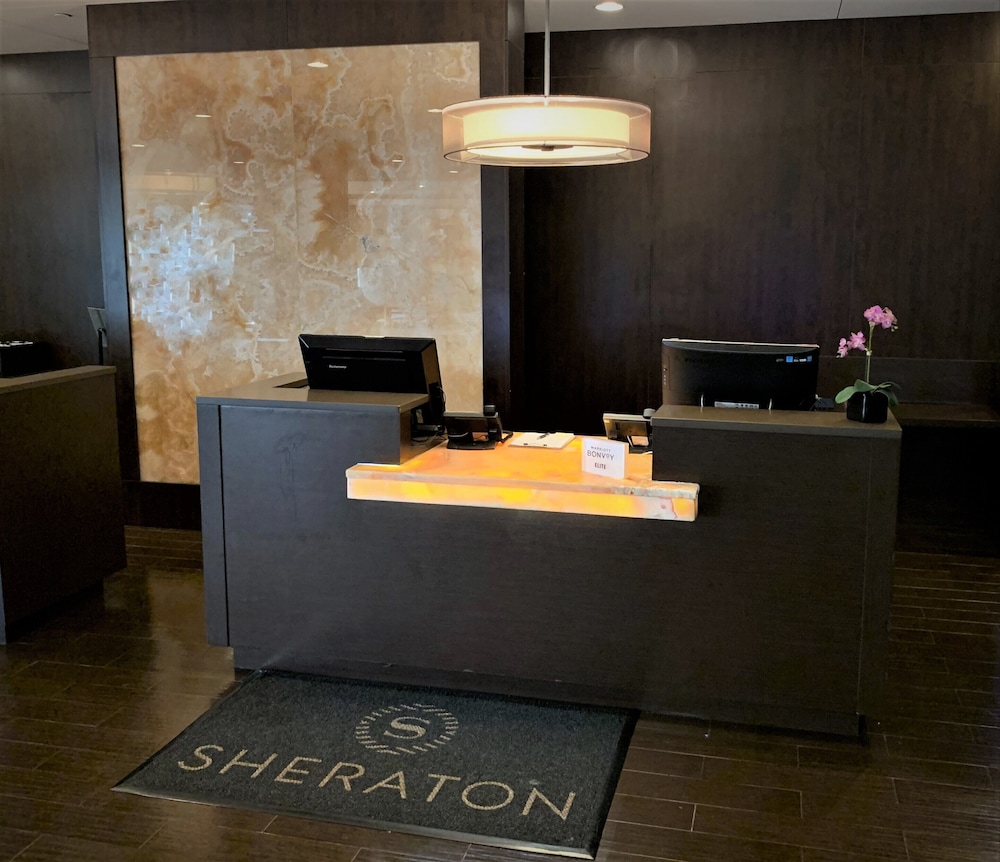 Sheraton Lisle Naperville Hotel 6/34