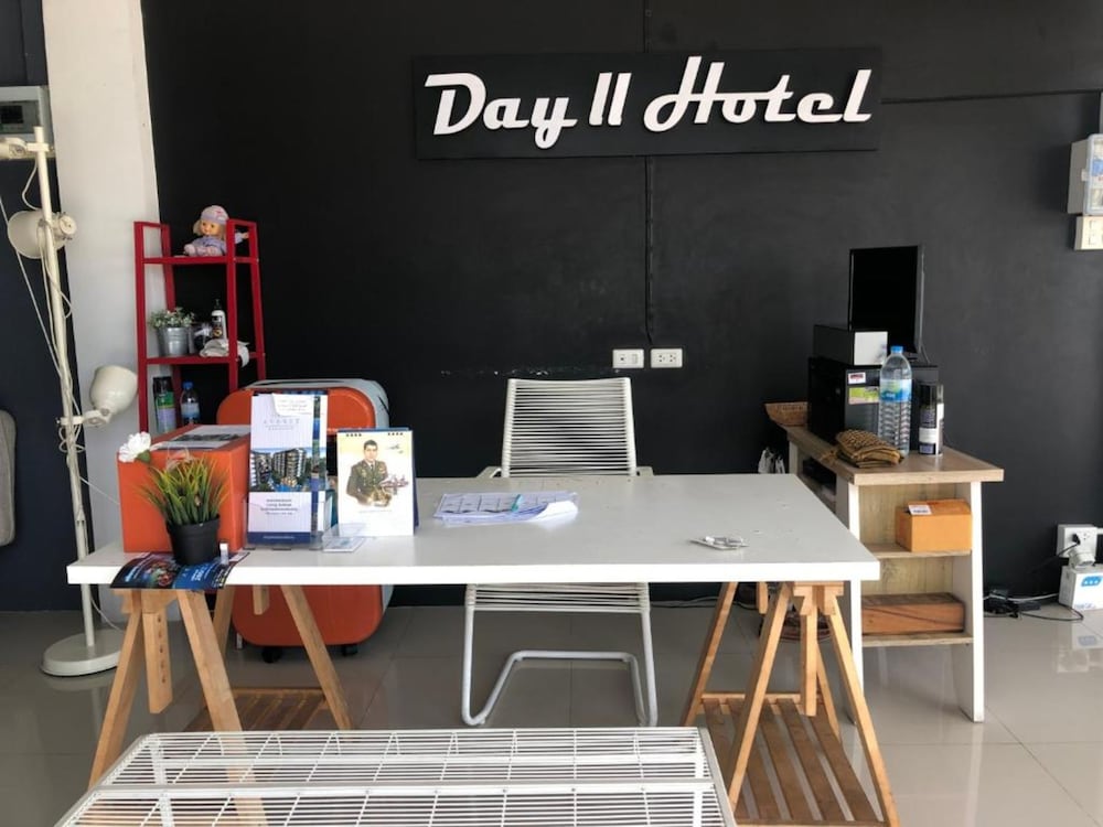Day II Hotel 16/21