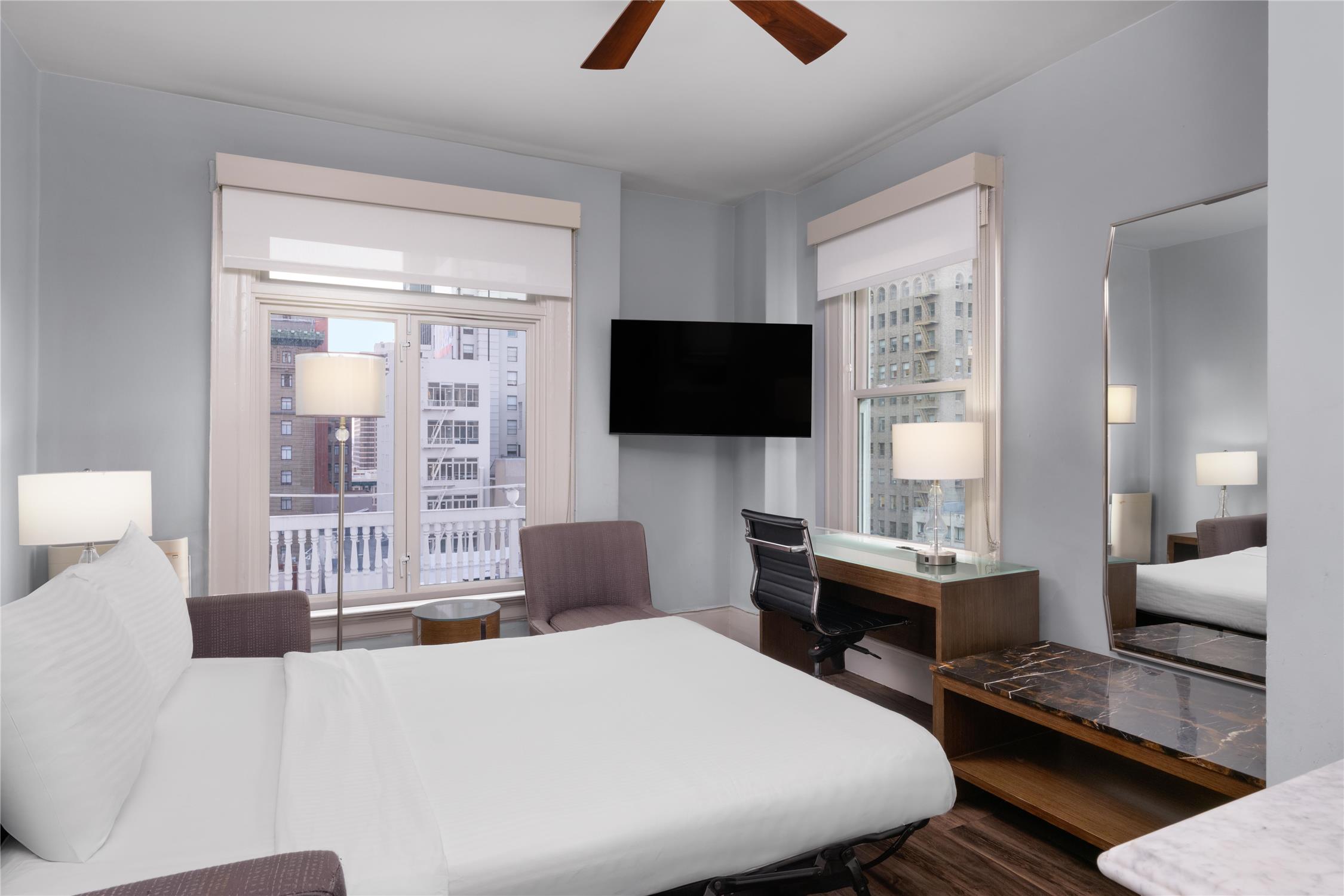 The Cartwright Hotel - Union Square BW Premier Collection 8/40