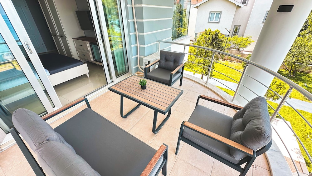 Camlica Hotel 28/42