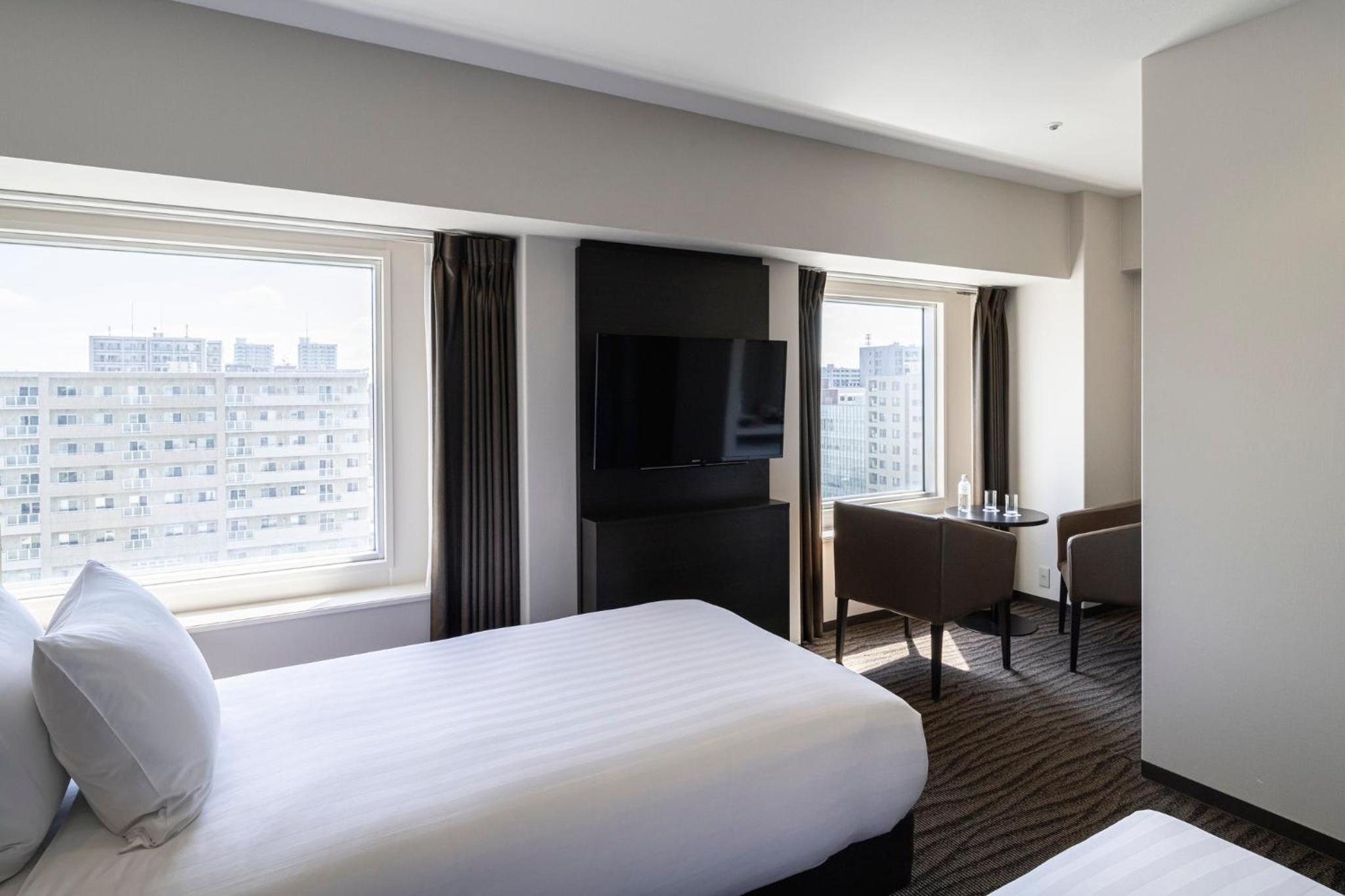 Standard, Single Bed, Sofa, Middle Floor