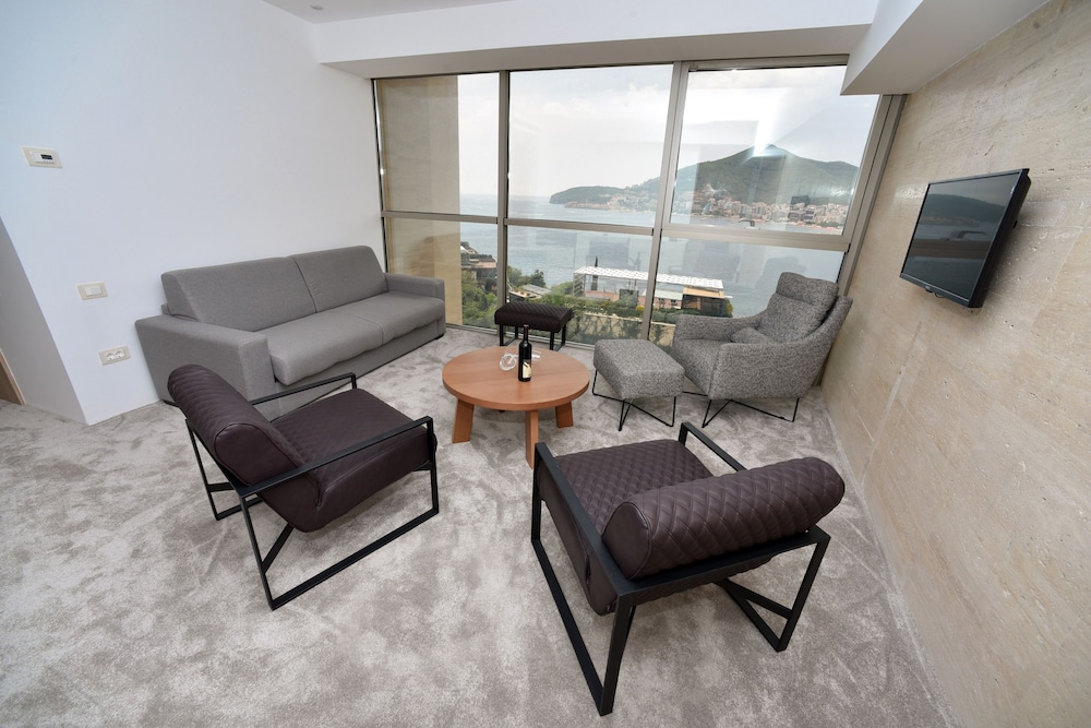 Hotel Harmonia By Dukley 48/64